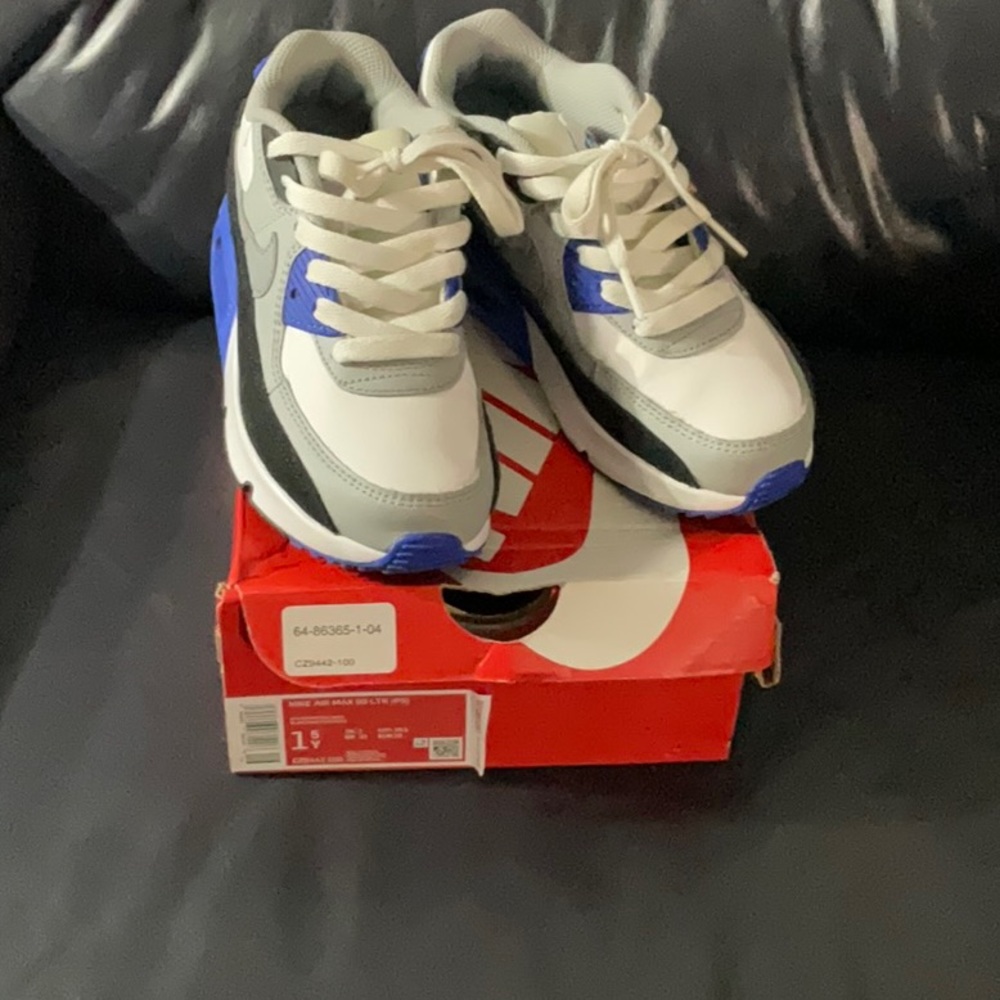 Little boys Nike sneaker